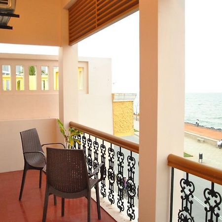 Hotel Cours Chabrol Pondicherry Exterior foto