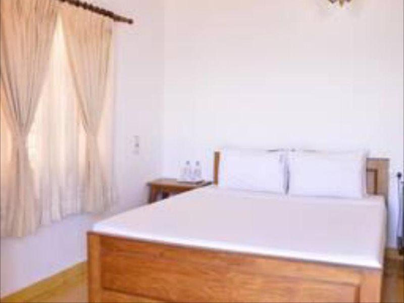 Hotel Cours Chabrol Pondicherry Exterior foto