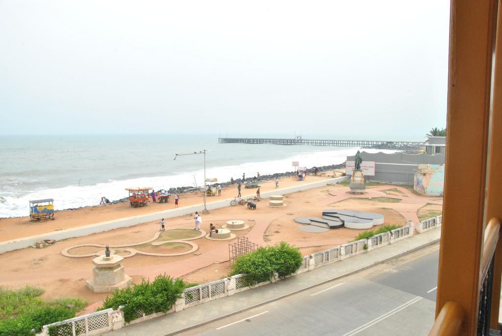 Hotel Cours Chabrol Pondicherry Exterior foto