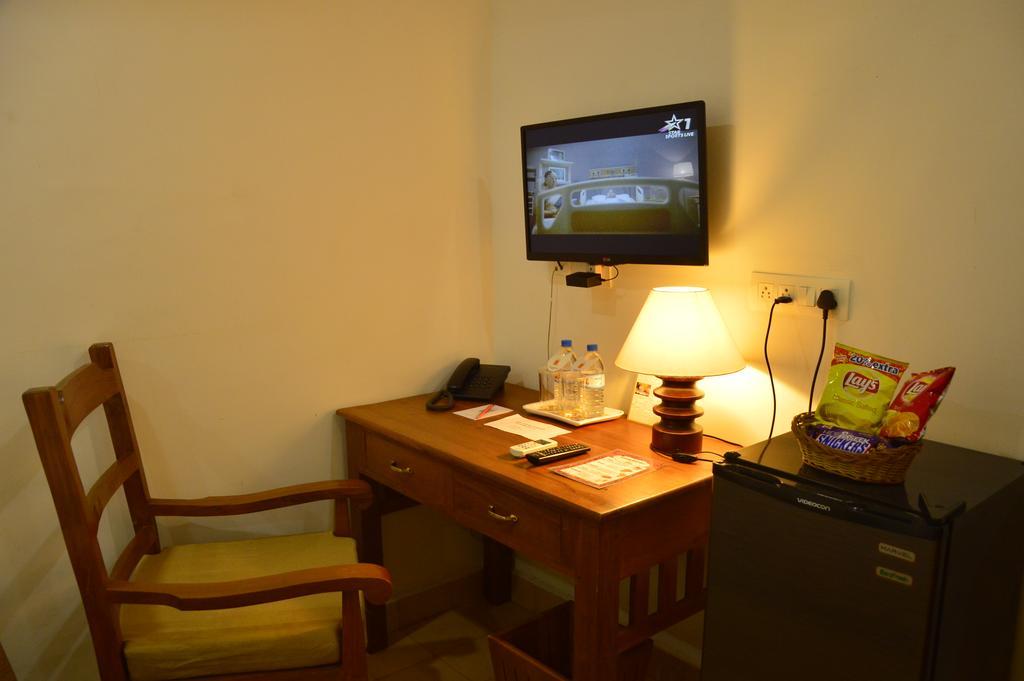 Hotel Cours Chabrol Pondicherry Habitación foto