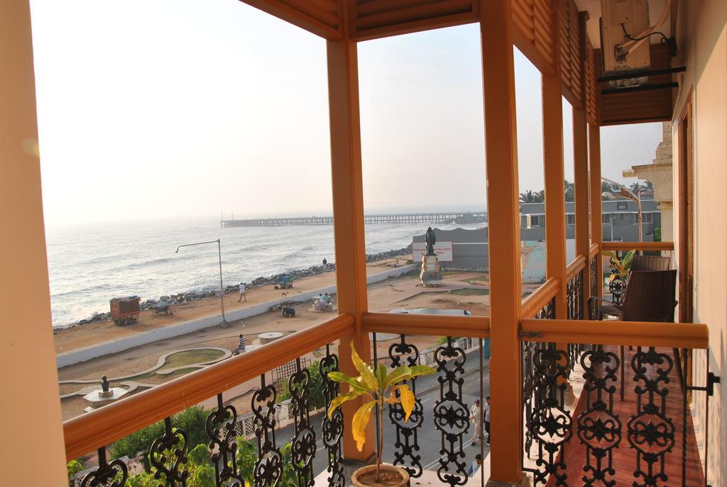 Hotel Cours Chabrol Pondicherry Exterior foto